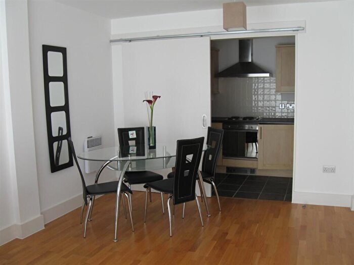 2 Bedroom Apartment To Rent In , Henry Street, Liverpool, L1