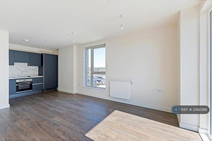 1 Bedroom Flat To Rent In Eastman Road, Harrow, HA1