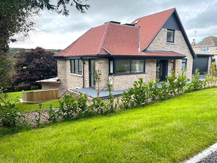 4 Bedroom Detached House For Sale In South Instow, BH19