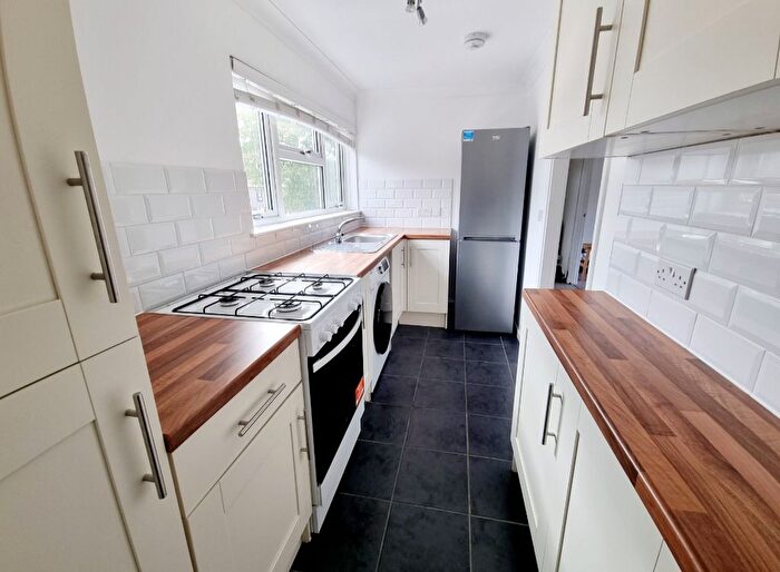 1 Bedroom Flat To Rent In Trumper Road, Stevenage, SG1
