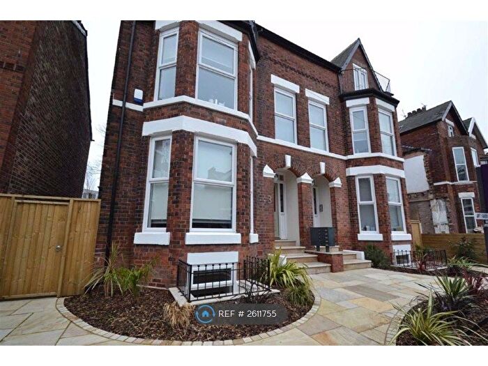 2 Bedroom Flat To Rent In York Road, Manchester, M21