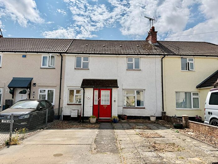 2 Bedroom Terraced House For Sale In Geoffrey Barbour Road, Abingdon, OX14