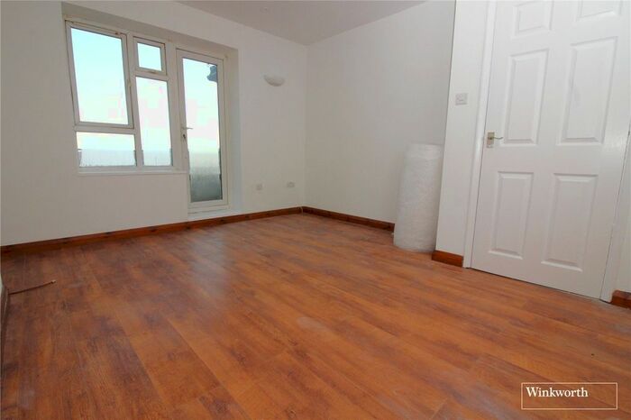 1 Bedroom Flat To Rent In Lemsford Court, Borehamwood WD6