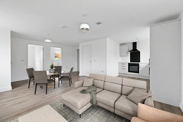 2 Bedroom Penthouse To Rent In Guild House, Oundle Road, Peterborough, PE2