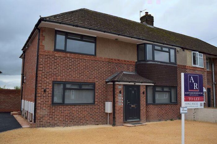 1 Bedroom Apartment To Rent In Hazel Crescent, Kidlington, OX5