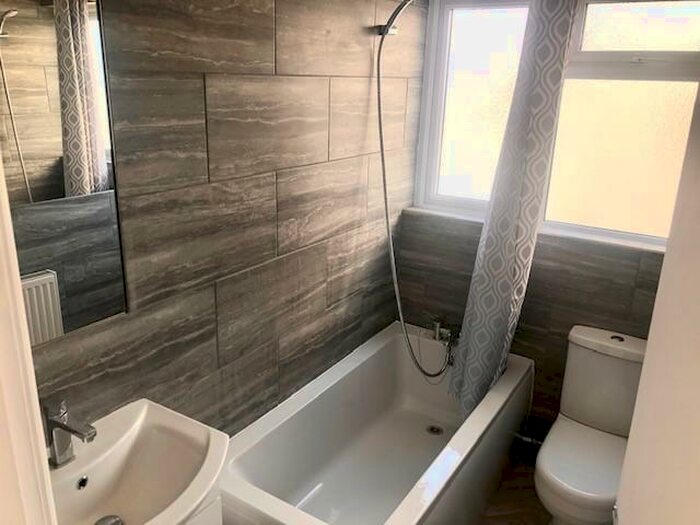 1 Bedroom Apartment To Rent In Welbeck Avenue, Hove, BN3