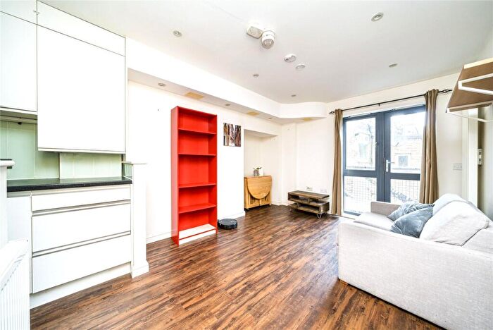 1 Bedroom Apartment For Sale In Deptford High Street, Deptford, London, SE8