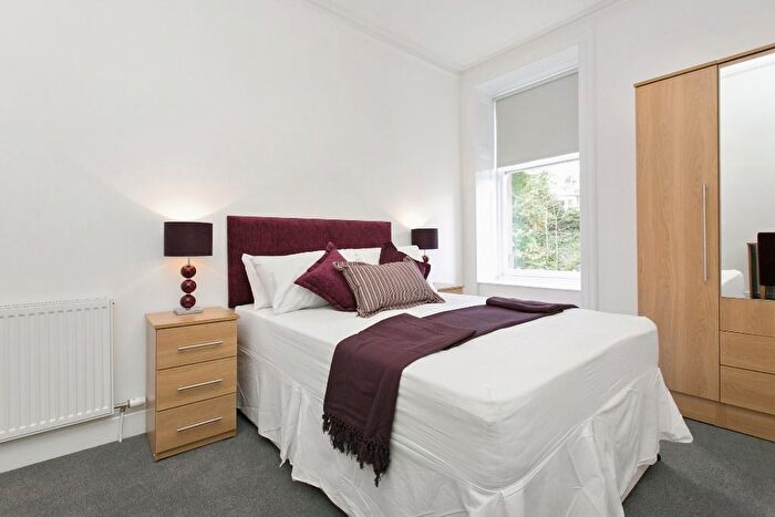 2 Bedroom Property To Rent In Lochee Road, West End, Dundee, DD2