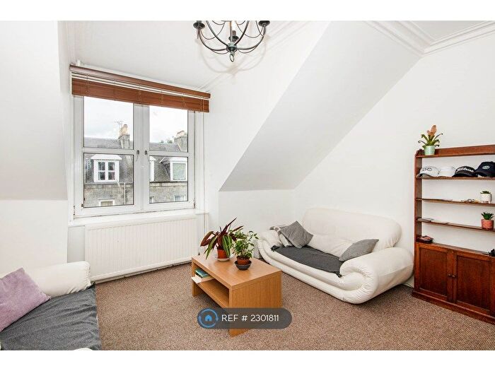 2 Bedroom Flat To Rent In Jamaica Street, Aberdeen, AB25