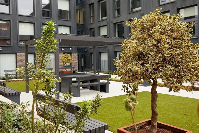 2 Bedroom Apartment To Rent In Loxley Heights, Rockingham Street, Sheffield, S1