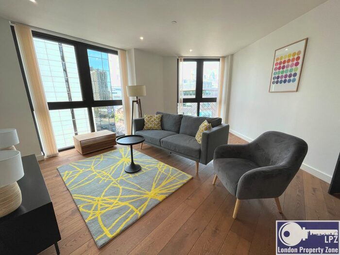 2 Bedroom Flat To Rent In Emery Way, Wapping, E1W