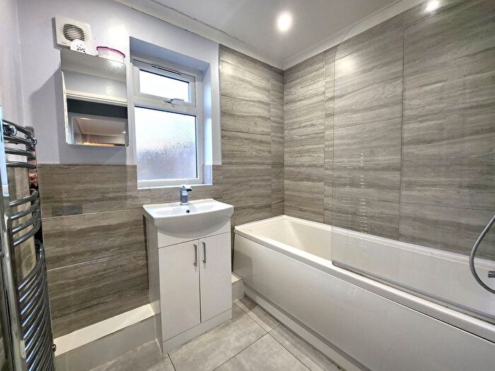 2 Bedroom Terraced House For Sale In Clifton Street, Gosport, Hampshire, PO12