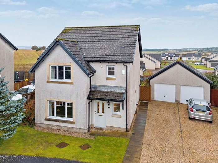 3 Bedroom Detached House For Sale In Corum Place, Blackford, Perthshire, PH4