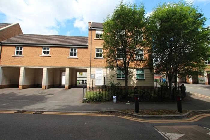 4 Bedroom Flat To Rent In Jellicoe Avenue, Stoke Park, Bristol, BS16