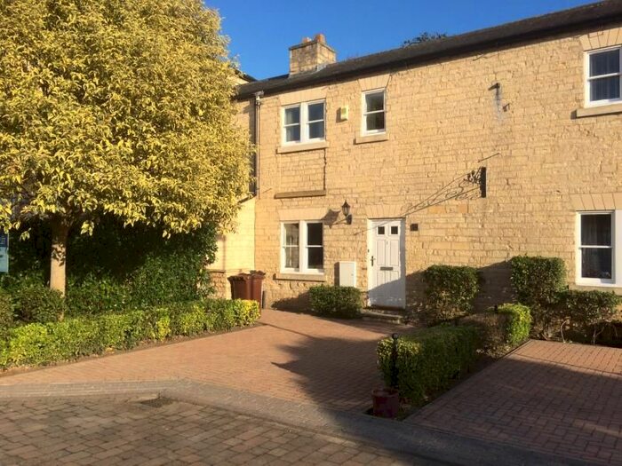 2 Bedroom Cottage To Rent In Spa Mews, Boston Spa, Wetherby LS23