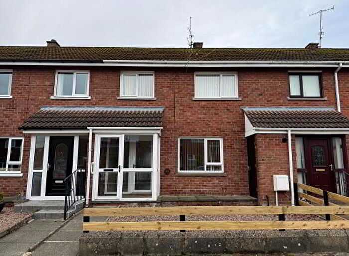 3 Bedroom Mid Terraced House For Sale In Glenavon Crescent, Craigavon, BT66