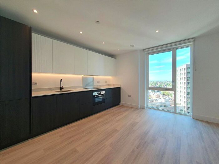 1 Bedroom Flat To Rent In Monterrey House, The Verdean, London, W3