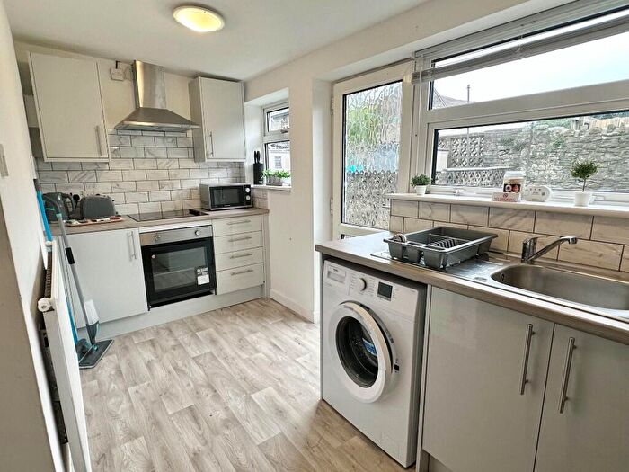3 Bedroom Terraced House For Sale In Elm Street, Troedyrhiw, Merthyr Tydfil, CF48