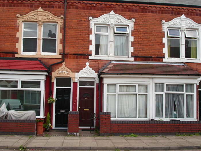 2 Bedroom Terraced House To Rent In Fashoda Road, B29