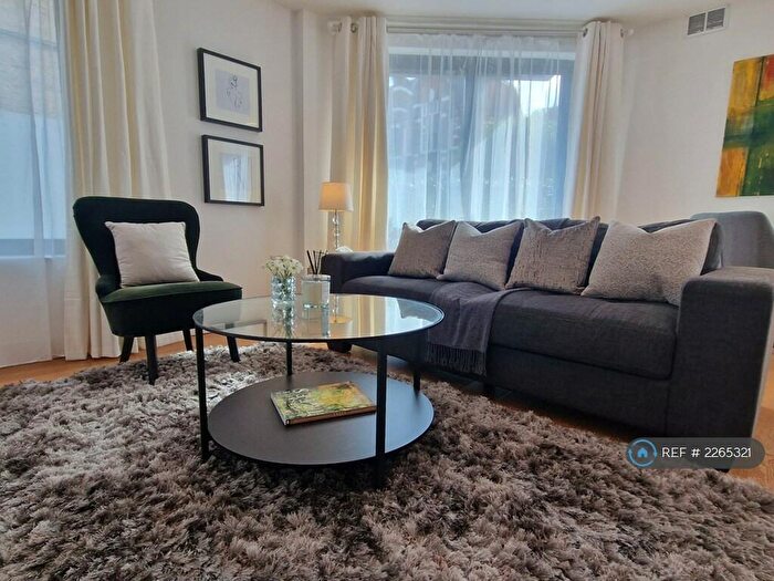 2 Bedroom Flat To Rent In Sugar Lane, London, SE16