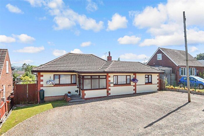 4 Bedroom Detached Bungalow For Sale In Cliff Drive, Warden, Sheerness, Kent, ME12