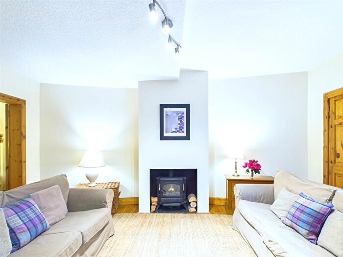 1 Bedroom Apartment To Rent In Henderson Row, Stockbridge, Edinburgh, EH3