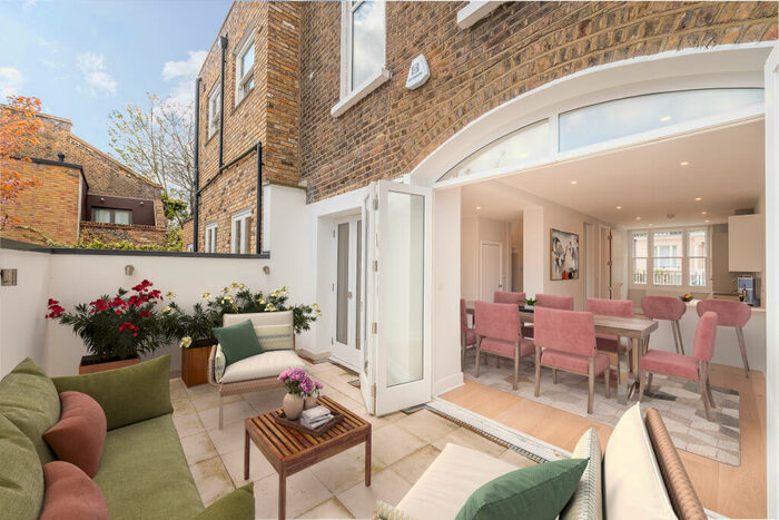 4 Bedroom Terraced House To Rent In Gloucester Avenue, Primrose Hill, London, NW1