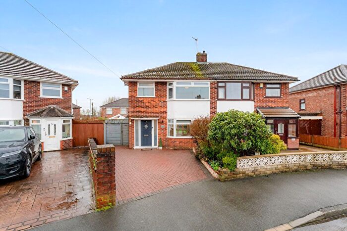 3 Bedroom Semi Detached House For Sale In Fieldway, Widnes, WA8