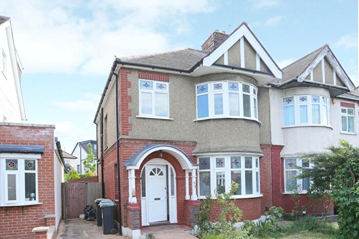 3 Bedroom Semi-Detached House To Rent In Churchbury Lane, Enfield, EN1
