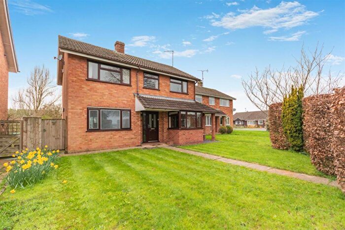4 Bedroom Detached House For Sale In Orchard Rise, Gloucester, GL19