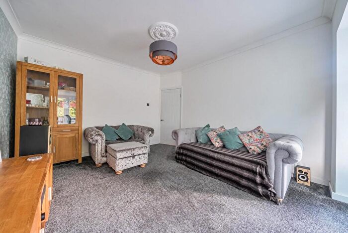 2 Bedroom Bungalow For Sale In Lone Valley, Widley, PO7