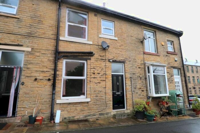 2 Bedroom Terraced House To Rent In Charles Street, Farsley, Leeds LS28