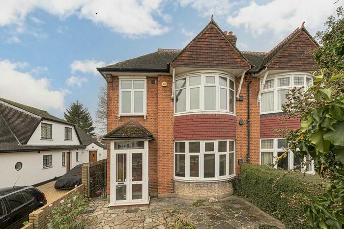 3 Bedroom Semi-Detached House To Rent In Ridgeway Road, Osterley, Isleworth, TW7