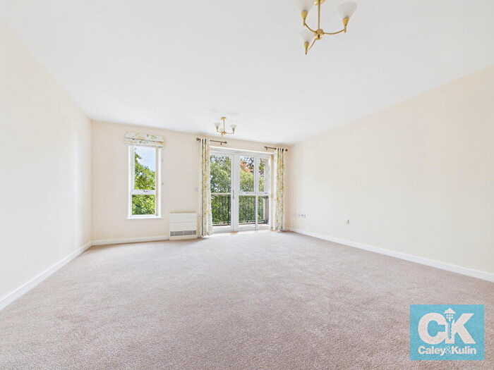 1 Bedroom Flat For Sale In Pencric, Tildesley Close, Penkridgfe, ST19