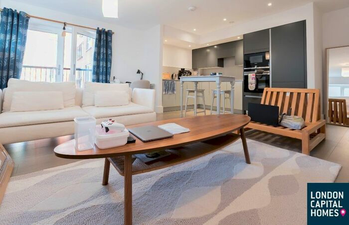 1 Bedroom Flat To Rent In Bentley House, Bute Gardens, London, W6