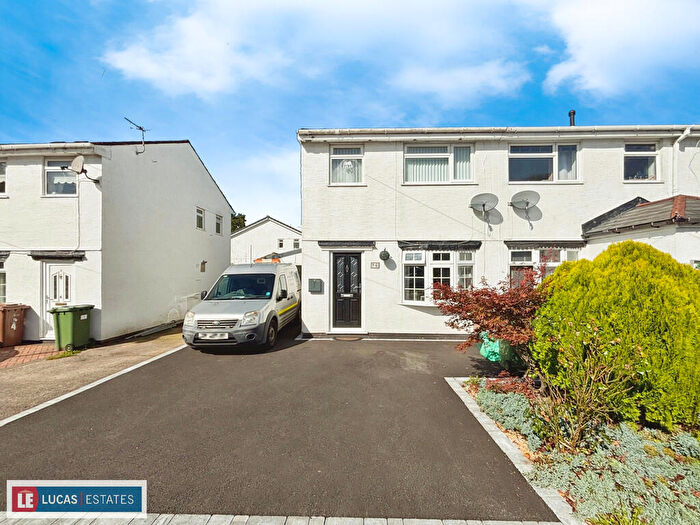 3 Bedroom Semi-Detached House For Sale In Swn Y Nant, Penpedairheol, Hengoed, CF82