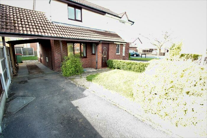 3 Bedroom Semi-Detached House To Rent In The Howgills, Fulwood, PR2