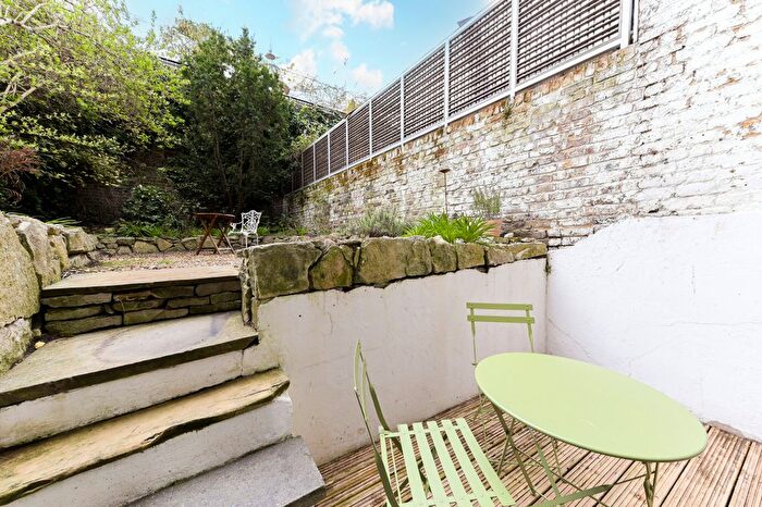 1 Bedroom Maisonette To Rent In Oakley Street, London, SW3