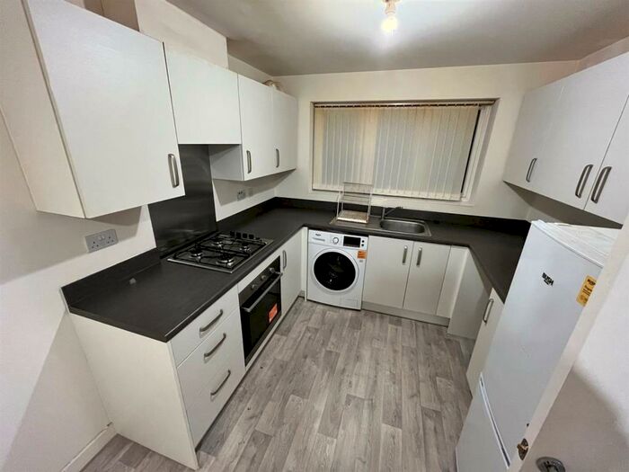 3 Bedroom Terraced House To Rent In Britannia Street, Salford, M6