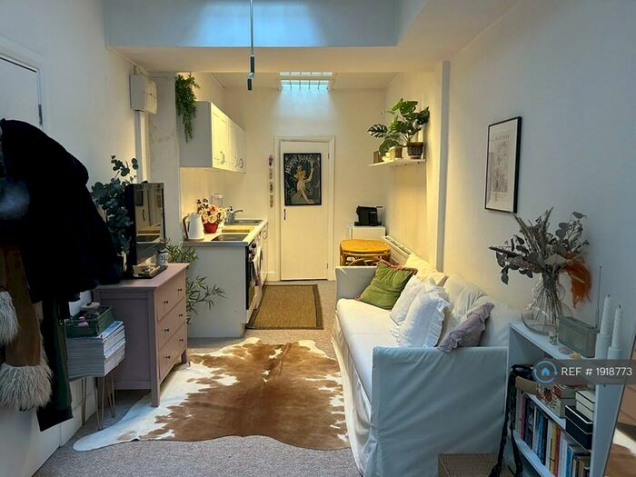 Studio To Rent In Worship Street, London, EC2A