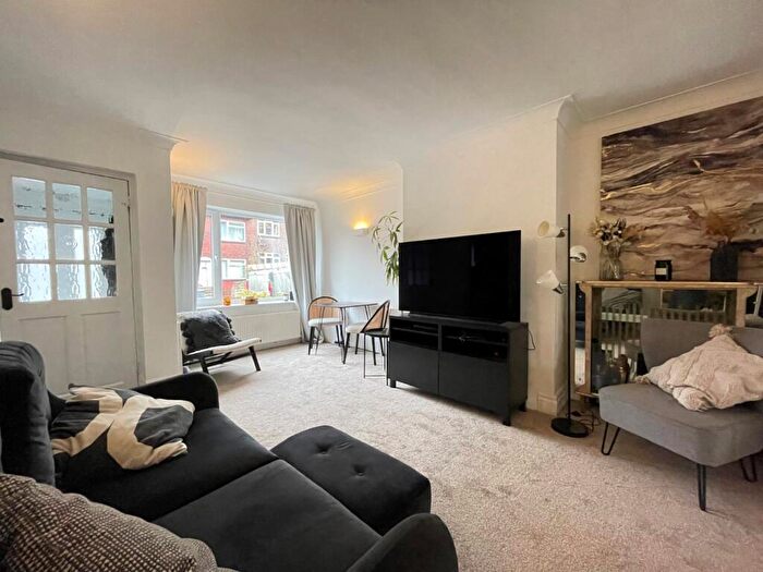 3 Bedroom Terraced House To Rent In Norman View, Kirkstall, Leeds, LS5