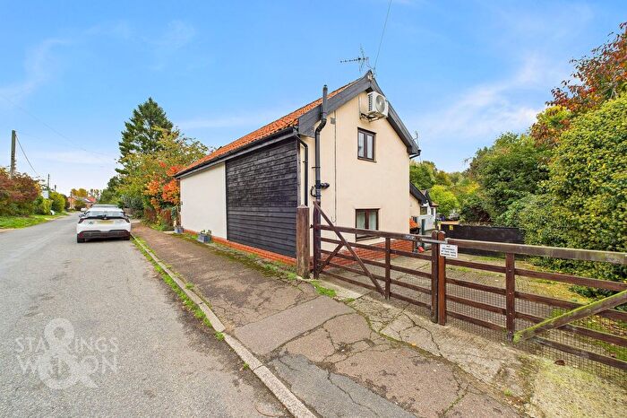 2 Bedroom Barn Conversion For Sale In High Road, Needham, Harleston, IP20