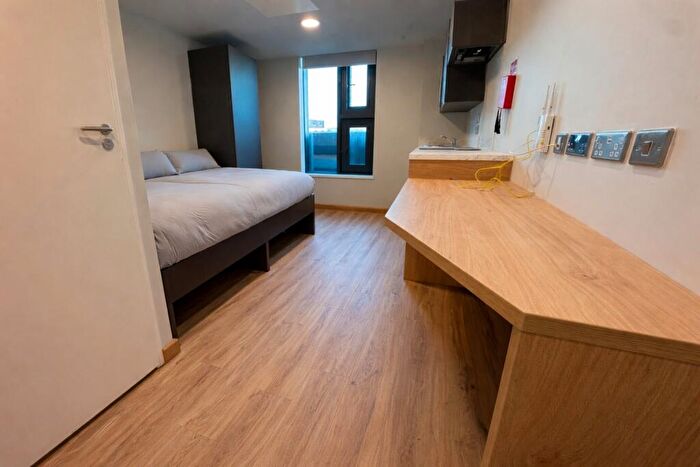 1 Bedroom Flat To Rent In Heathcoat Street, Nottingham, Nottinghamshire, NG1