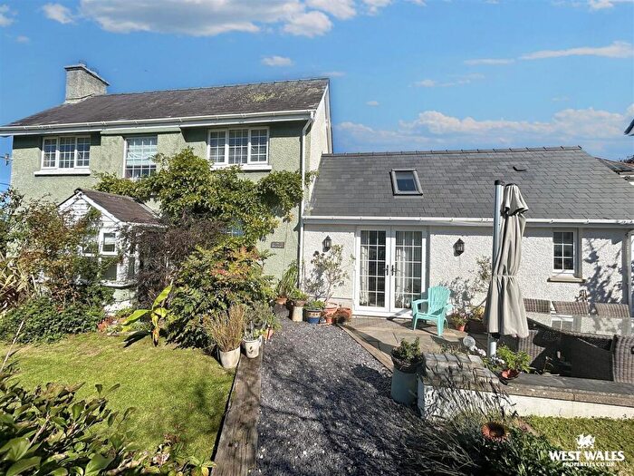 3 Bedroom Detached House For Sale In Ferryside, SA17