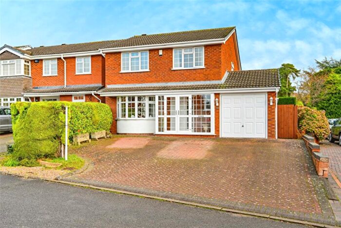 4 Bedroom Detached House For Sale In Cranwell Rise, Mile Oak, Tamworth, Staffordshire, B78