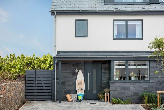 4 Bedroom Semi-Detached House For Sale In Rhubarb Hill, Holywell Bay, Newquay, TR8