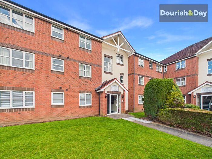 2 Bedroom Flat For Sale In Navigation Loop, Stone, ST15
