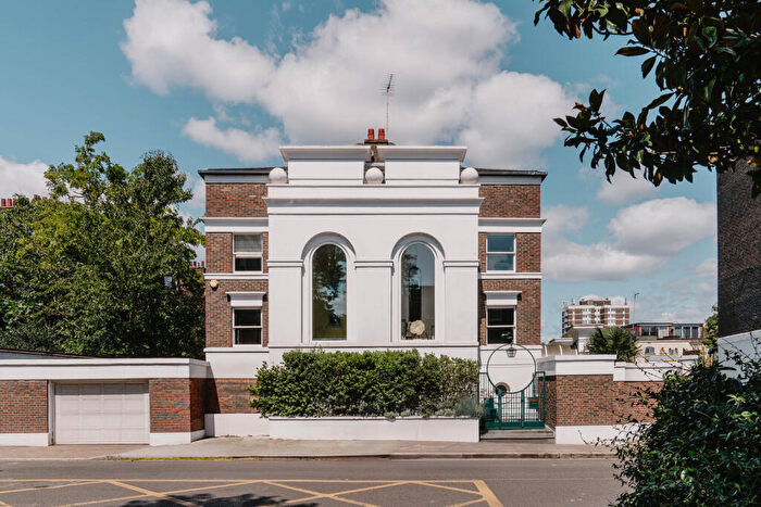 4 Bedroom Semi-Detached House For Sale In Canonbury Lane Ii, London, N1