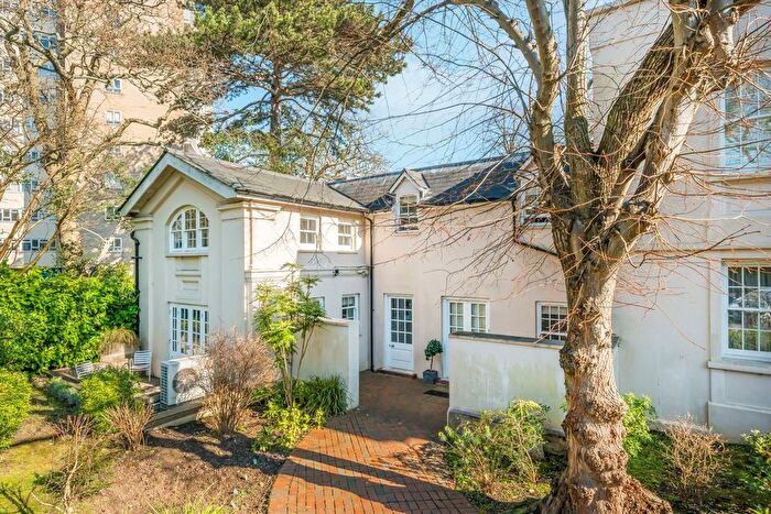 3 Bedroom Terraced House To Rent In Wimbledon Park Side, London, SW19