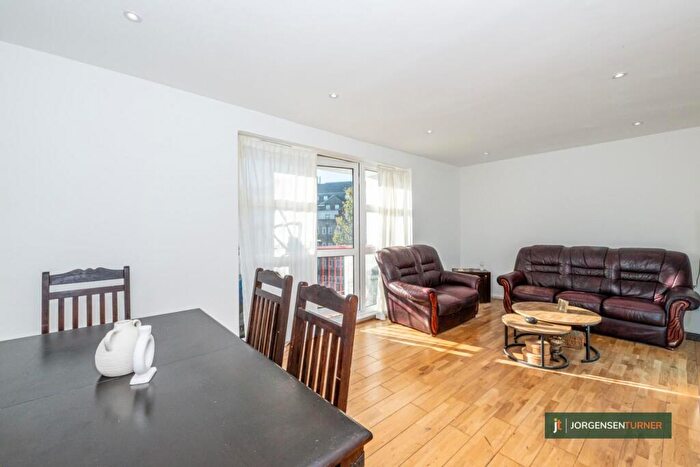 2 Bedroom Flat To Rent In *Pet Friendly* Kilburn Gate, Kilburn, NW6